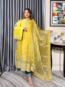 Aurelia Party Luxe 4PC Unstitched Set // Yellow Edition - Image 3