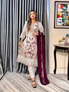 Off-White Elegance 4pc set (Unstitched/Stitched ) // Deep Maroon Contrast Dupatta